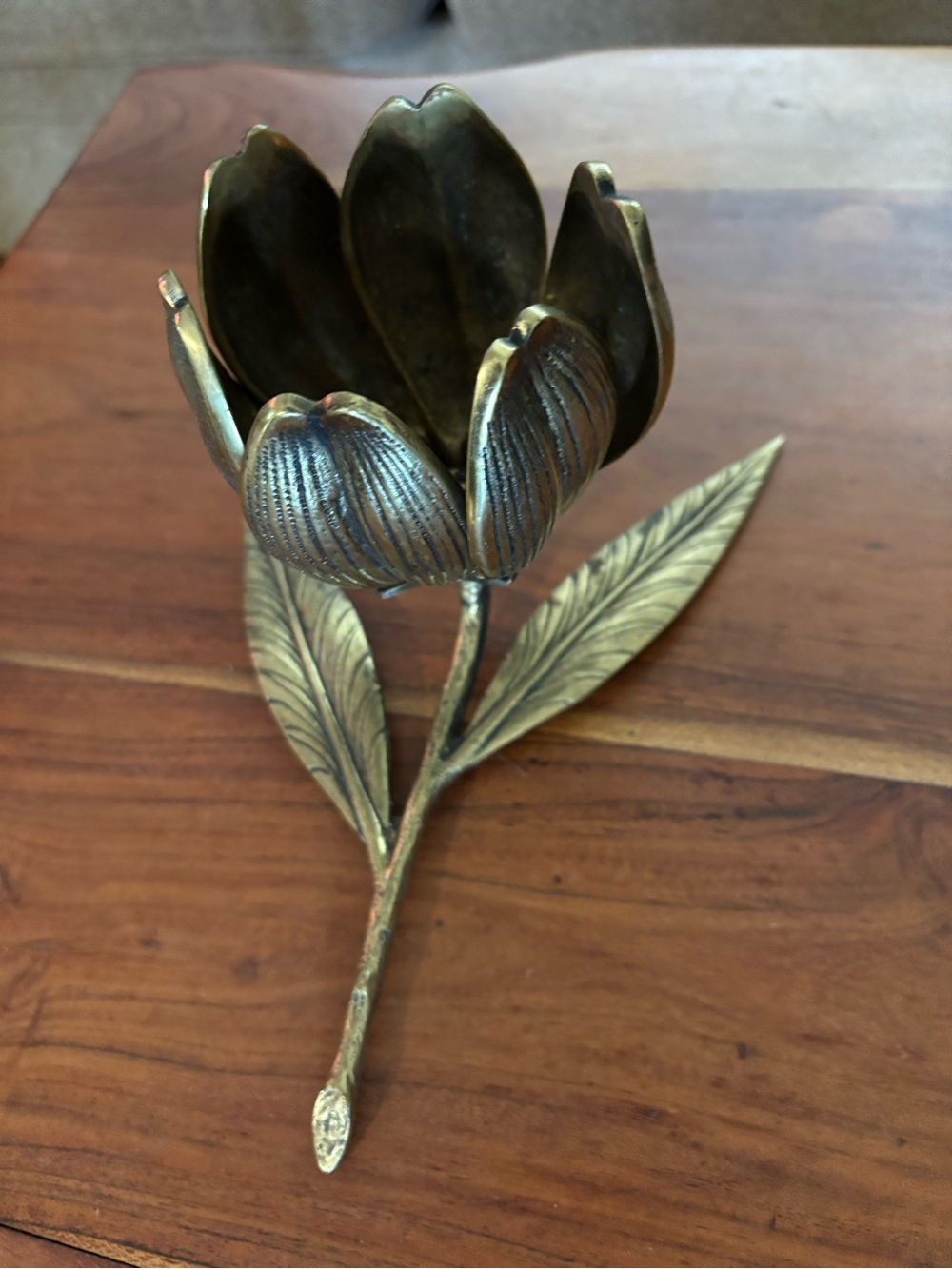 Vintage MCM Lotus Flower Ashtray with removable petals - Picture 2 of 2